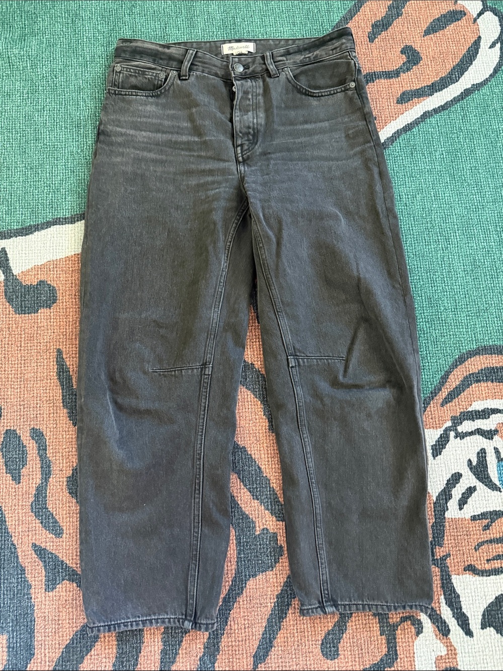 Madewell the Darted Barrell Leg Jean